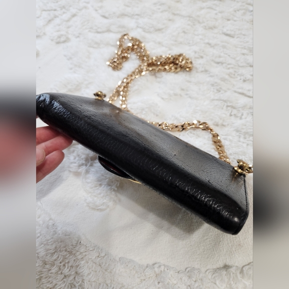 Authentic Gucci Marmont Crossbody Wallet - Picture 4 of 8